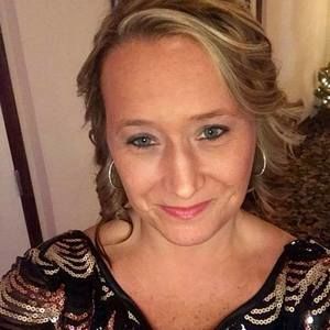 Meet your Posher, Karinda